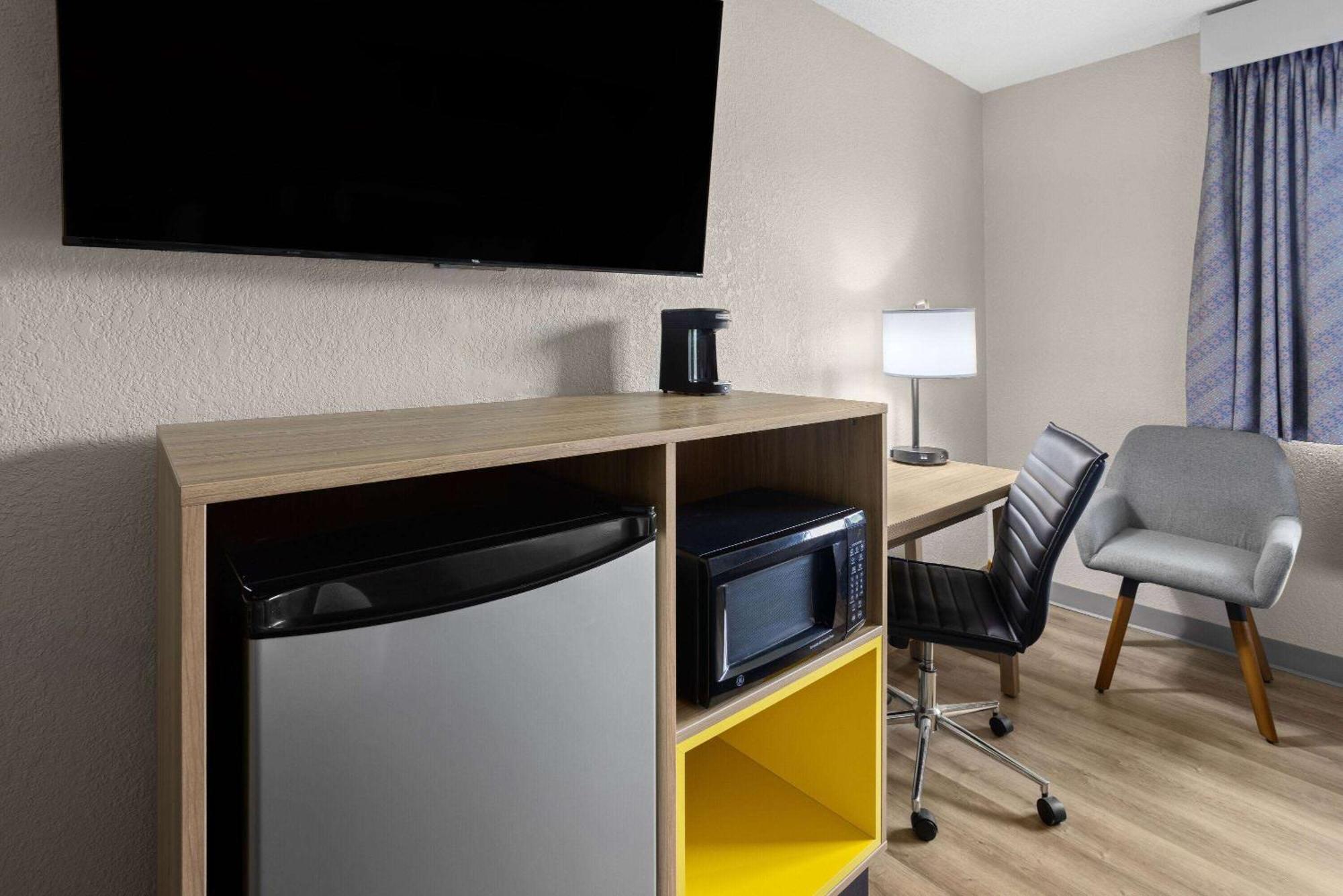 Days Inn By Wyndham Hornell Ny Extérieur photo