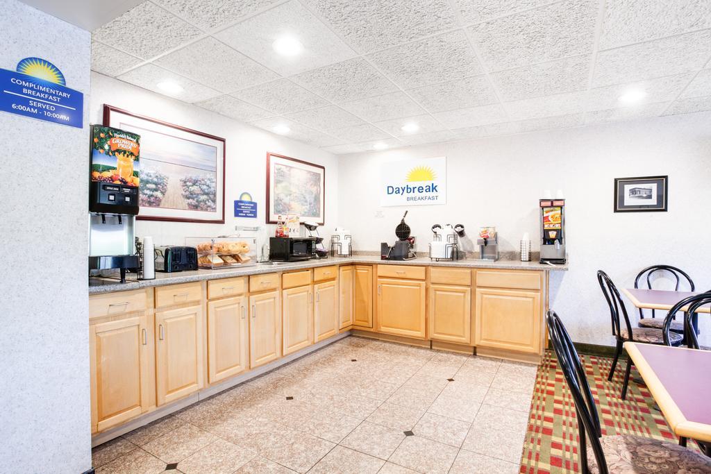 Days Inn By Wyndham Hornell Ny Extérieur photo