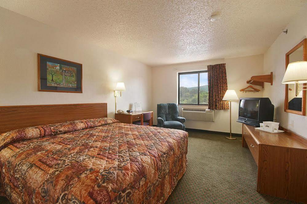 Days Inn By Wyndham Hornell Ny Chambre photo