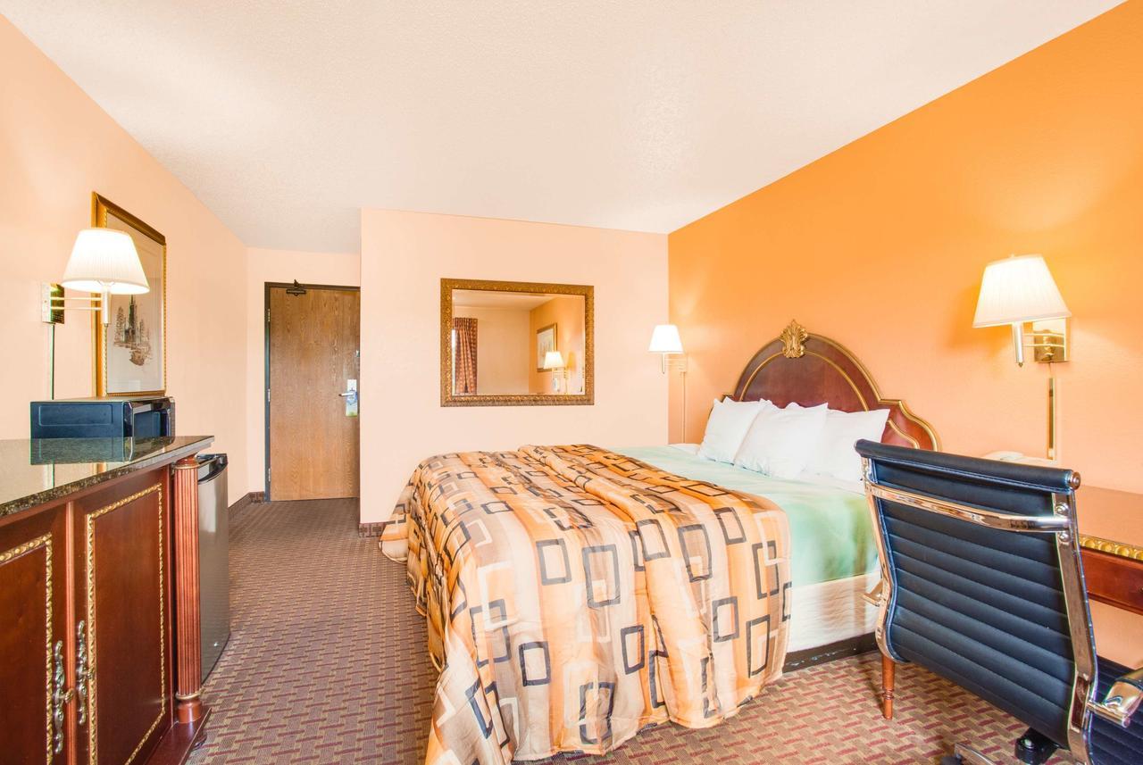Days Inn By Wyndham Hornell Ny Extérieur photo