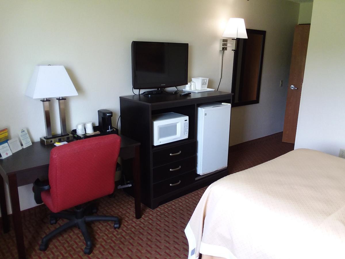 Days Inn By Wyndham Hornell Ny Extérieur photo
