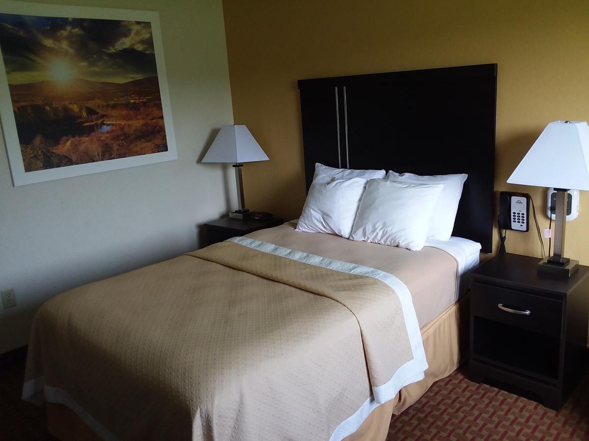 Days Inn By Wyndham Hornell Ny Extérieur photo