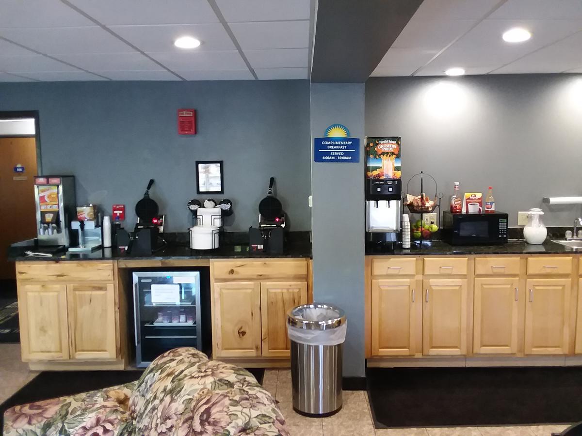 Days Inn By Wyndham Hornell Ny Extérieur photo